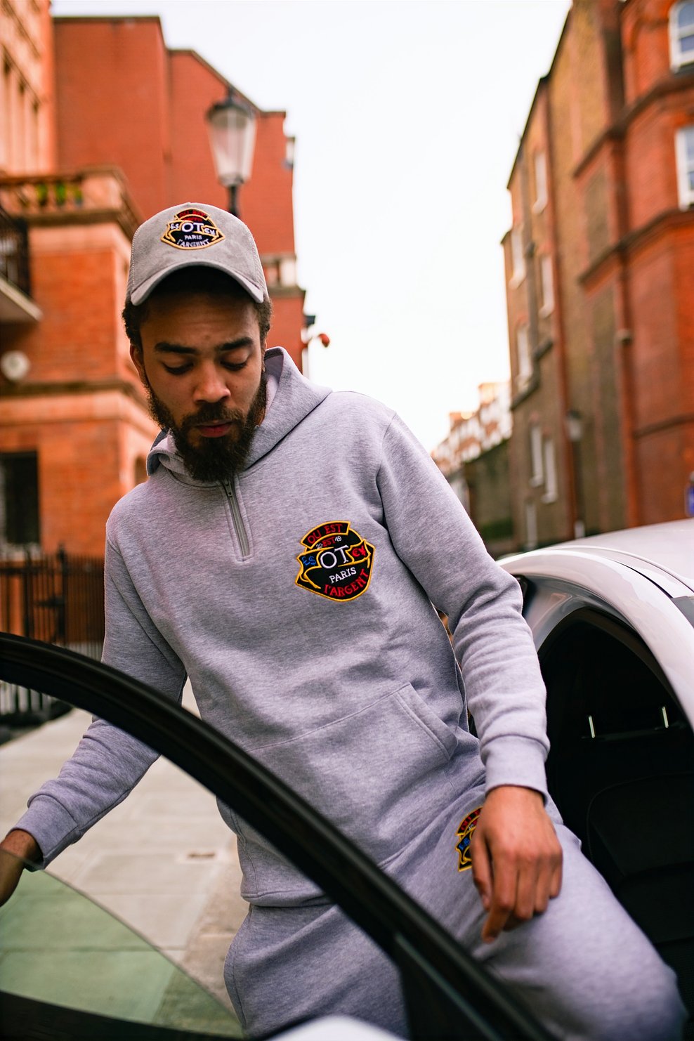 OT PATCH LOGO TRACKIE (GREY)