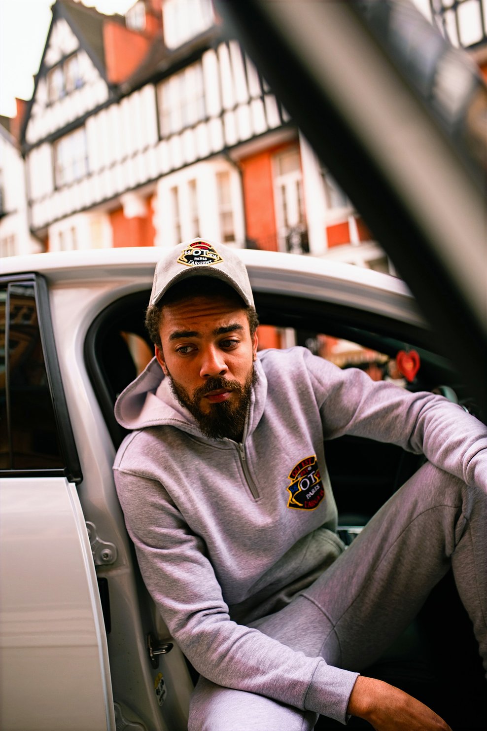 OT PATCH LOGO TRACKIE (GREY)