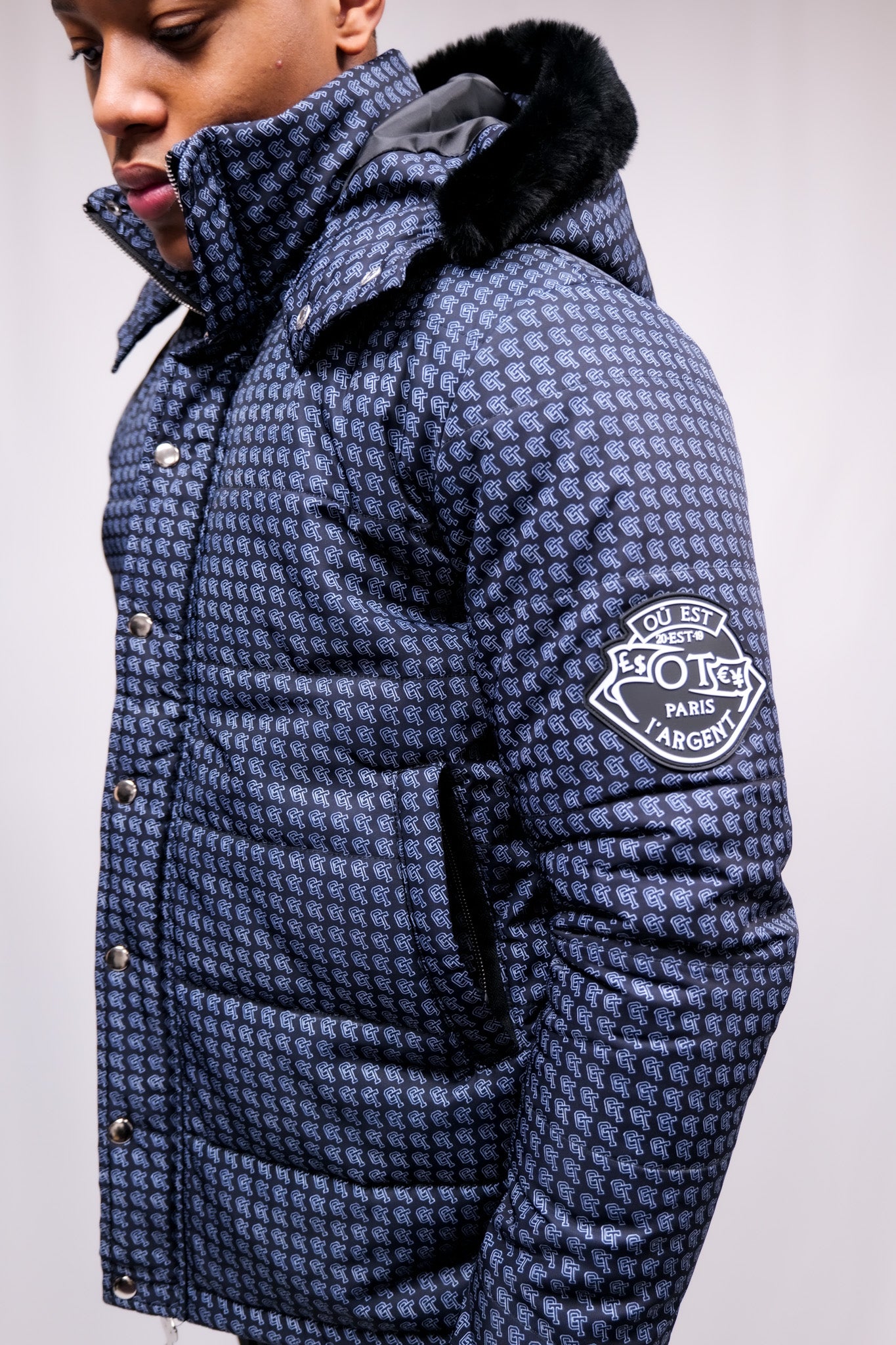 BLACK AND BLUE OT EMBLEM PATTERN JACKET